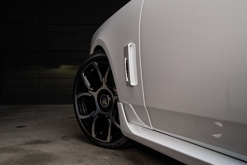 Used 2022 Rolls-Royce Phantom Sedan w/ The Phantom Package RWD image 29