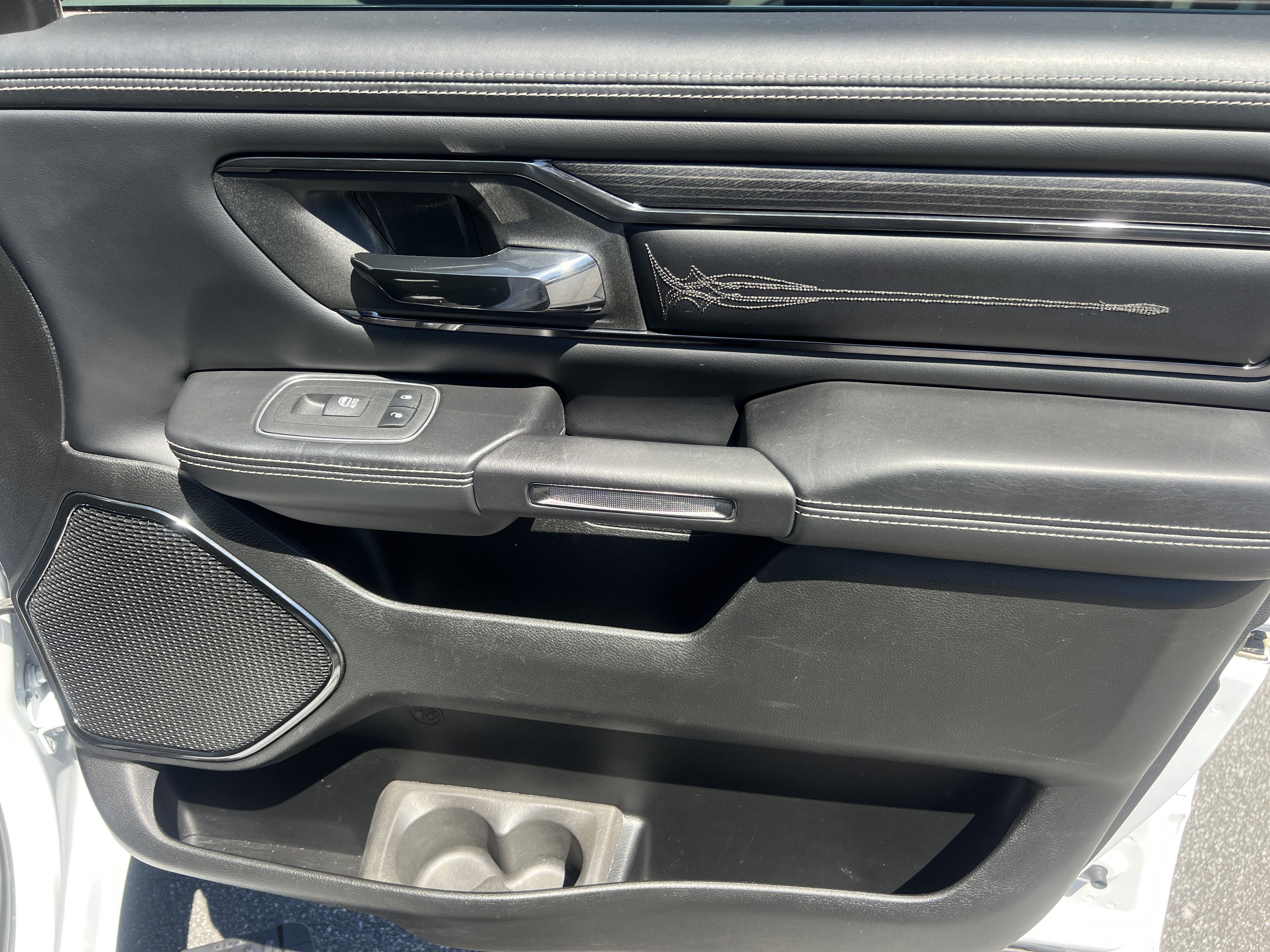 Used 2023 RAM 1500 Limited AWD/4WD image 18