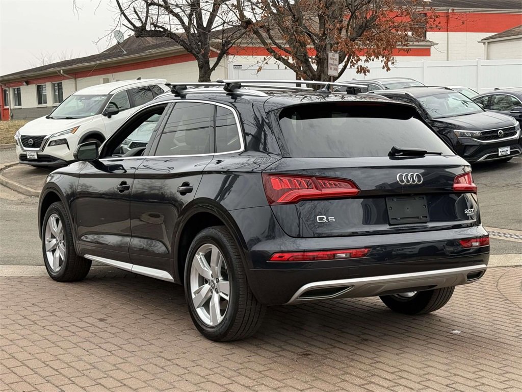 Used 2018 Audi Q5 2.0T w/ Premium Plus Package image 4