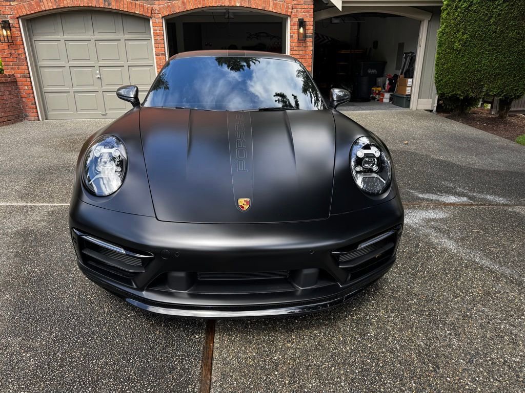 Used 2023 Porsche 911 Carrera T image 2