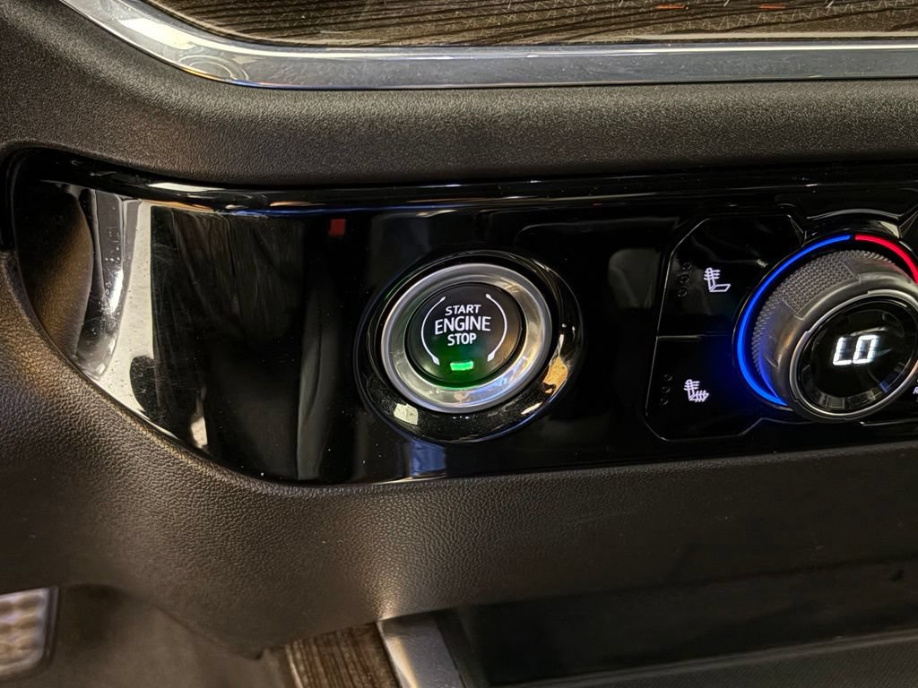 Certified 2024 Chevrolet Silverado 1500 RST AWD/4WD image 27