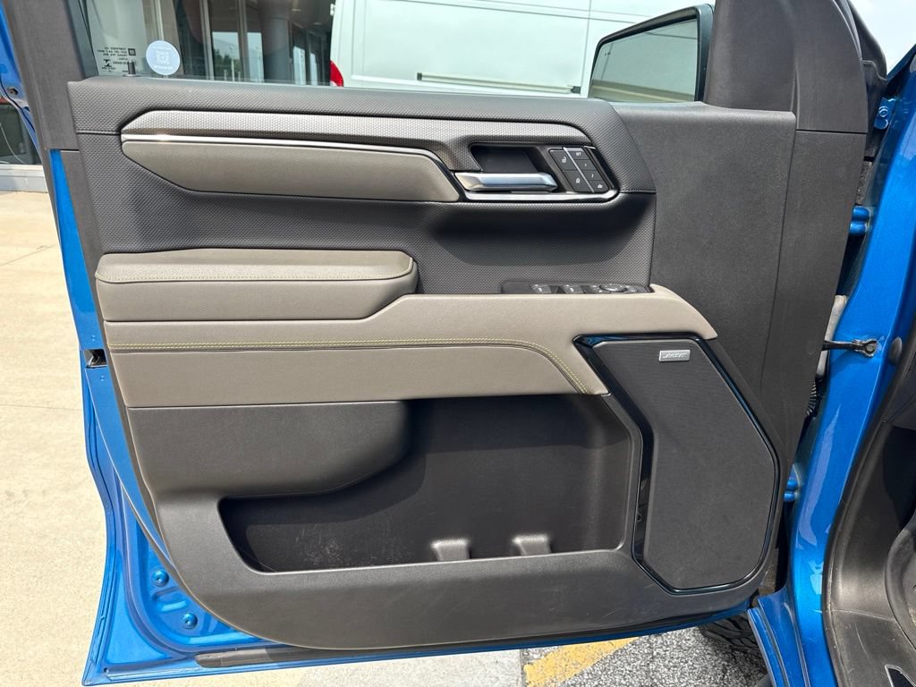 Used 2022 Chevrolet Silverado 1500 ZR2 w/ Technology Package AWD/4WD image 18
