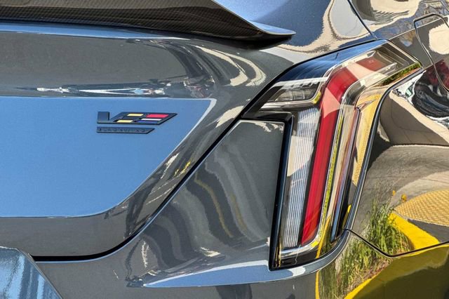 New 2026 Cadillac CT4 V Blackwing w/ Carbon Fiber 1 Package image 26