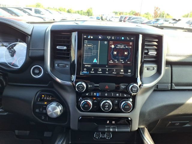Used 2024 RAM 1500 Laramie AWD/4WD image 10
