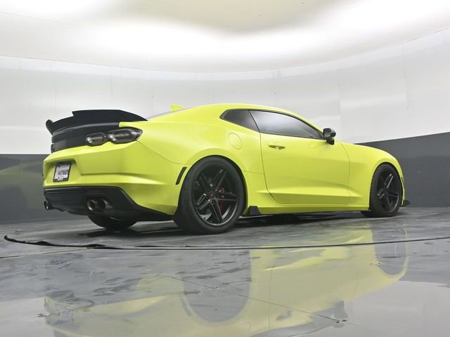 Used 2019 Chevrolet Camaro SS image 38