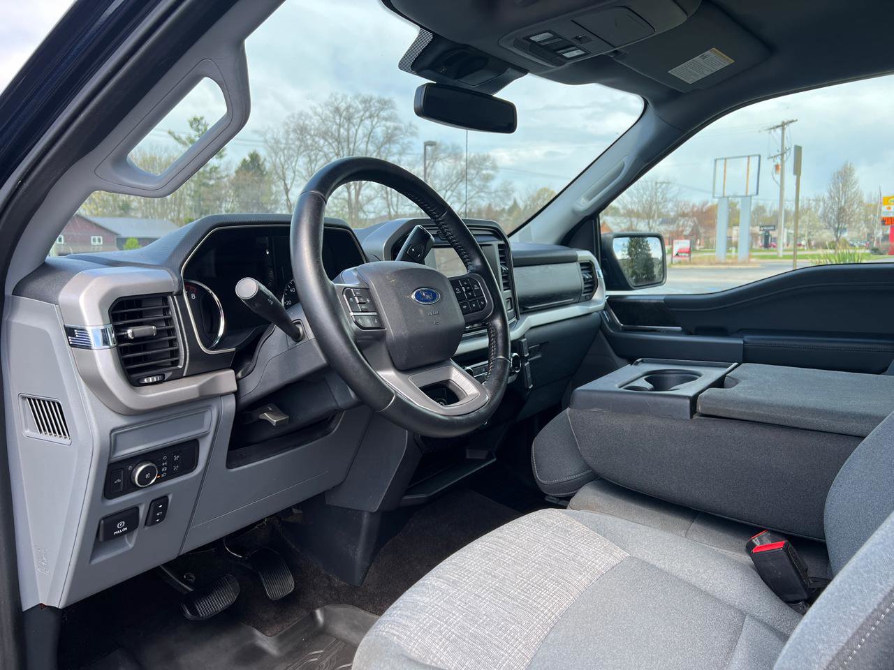 Used 2021 Ford F150 XLT w/ Equipment Group 301A Mid RWD image 15