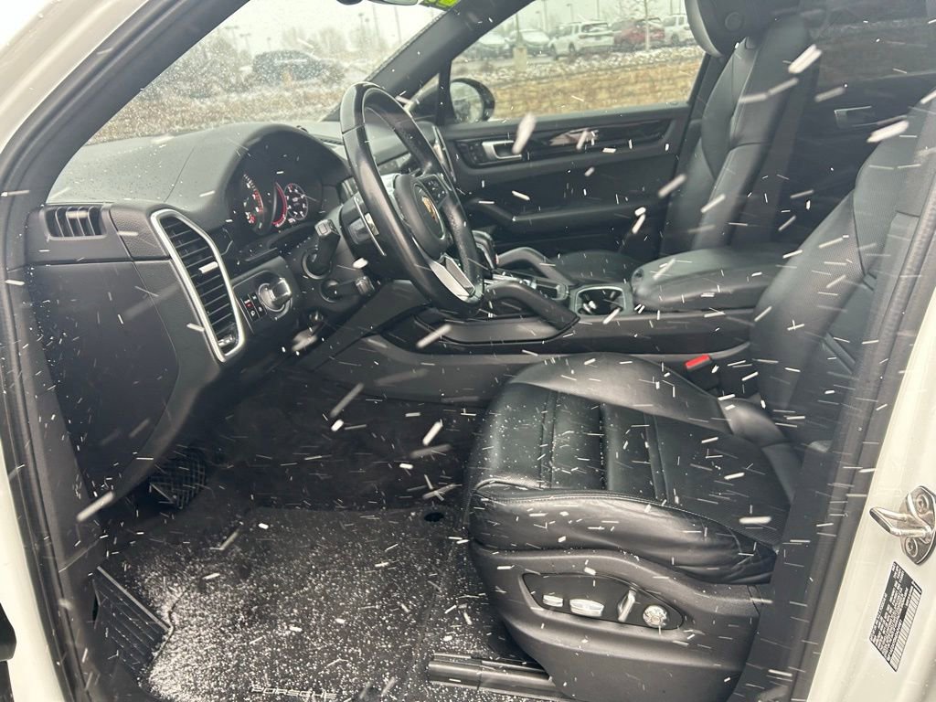 Used 2021 Porsche Cayenne E-Hybrid image 24