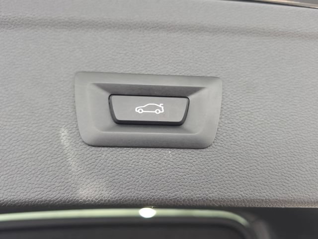 Certified 2026 BMW iX xDrive45 AWD/4WD image 30