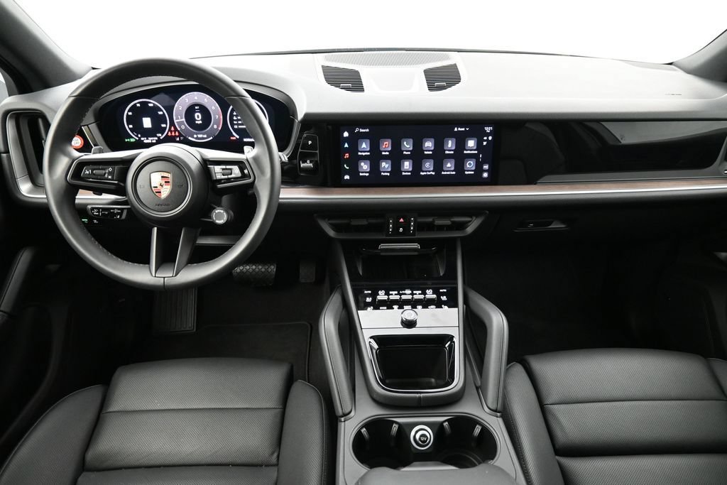 Certified 2025 Porsche Cayenne AWD/4WD image 6