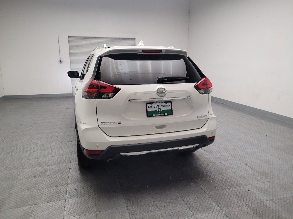 Used 2020 Nissan Rogue SV AWD/4WD image 6