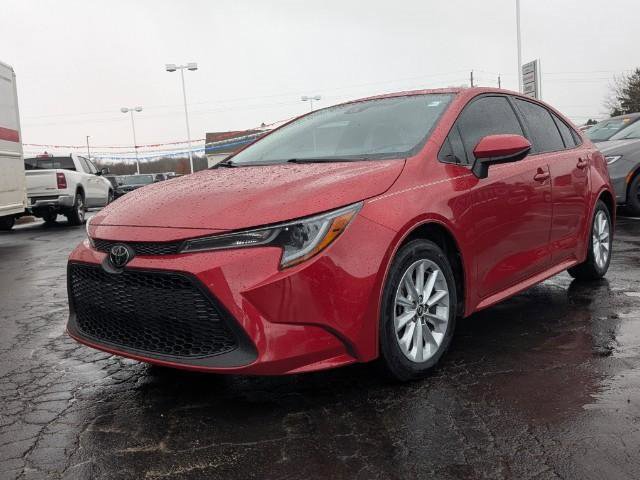 Used 2021 Toyota Corolla LE image 11