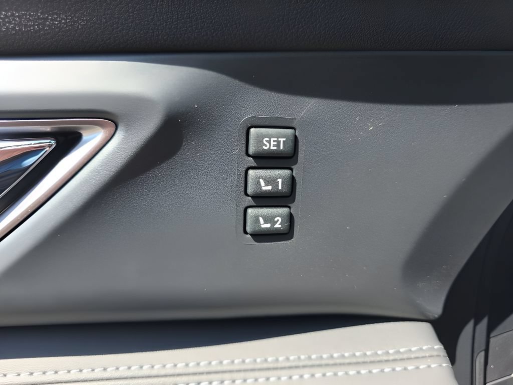 Certified 2026 Subaru Ascent Limited AWD/4WD image 14