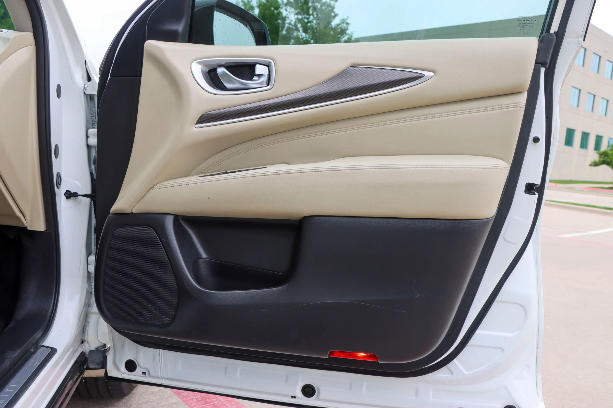 Used 2016 INFINITI QX60 FWD image 10