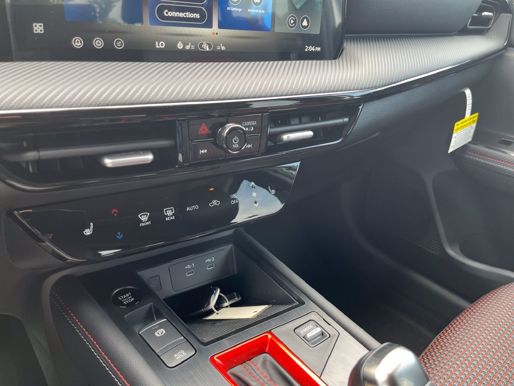 New 2027 Nissan Kicks SR AWD/4WD image 19