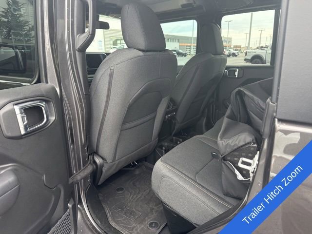 Used 2026 Jeep Gladiator Sport AWD/4WD image 13