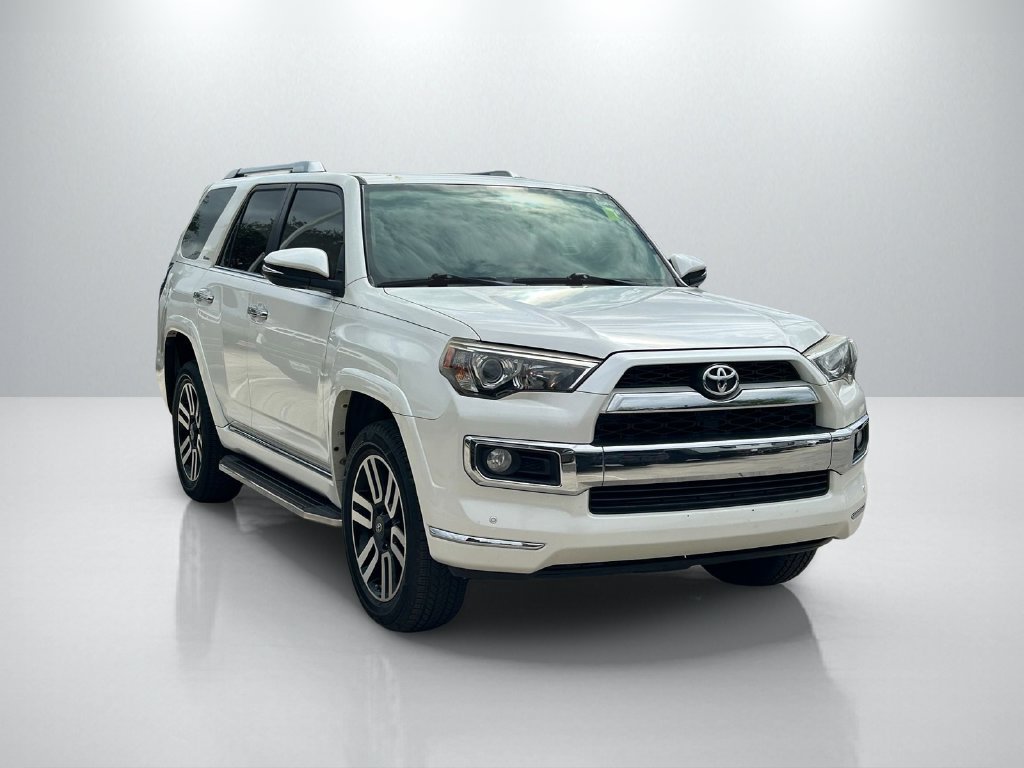 Used 2018 Toyota 4Runner Limited AWD/4WD image 3