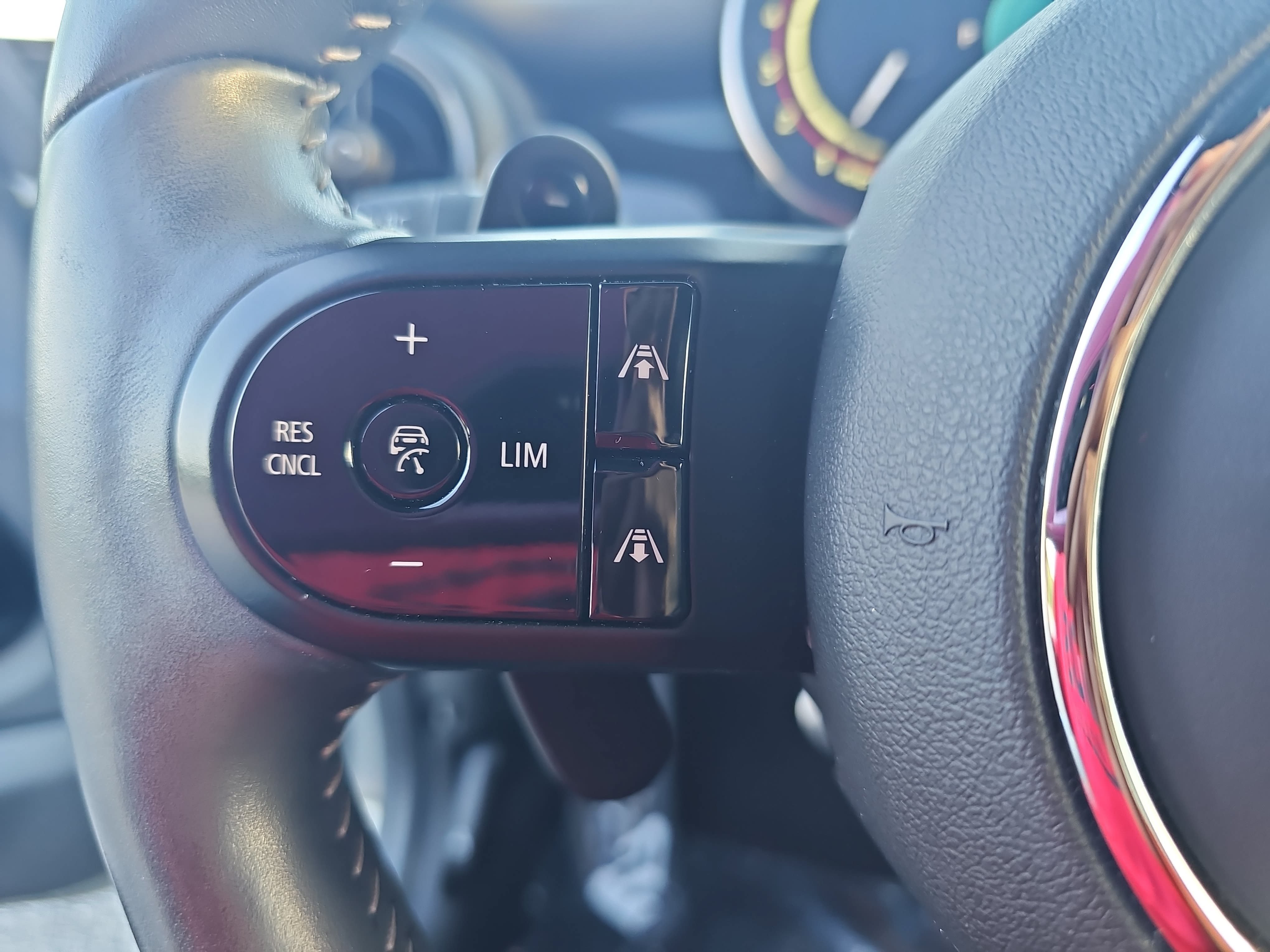 Used 2022 MINI Cooper John Cooper Works w/ Driver Assistance Package FWD image 16