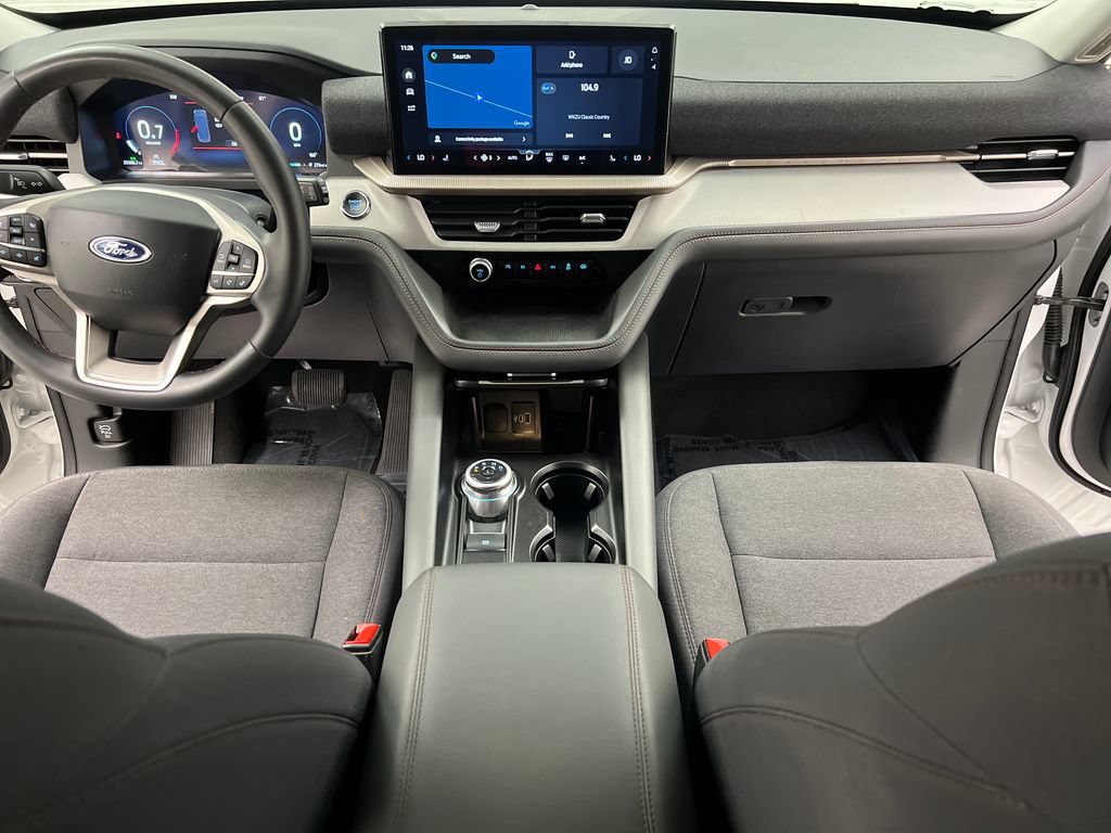 Used 2025 Ford Explorer Active RWD image 48