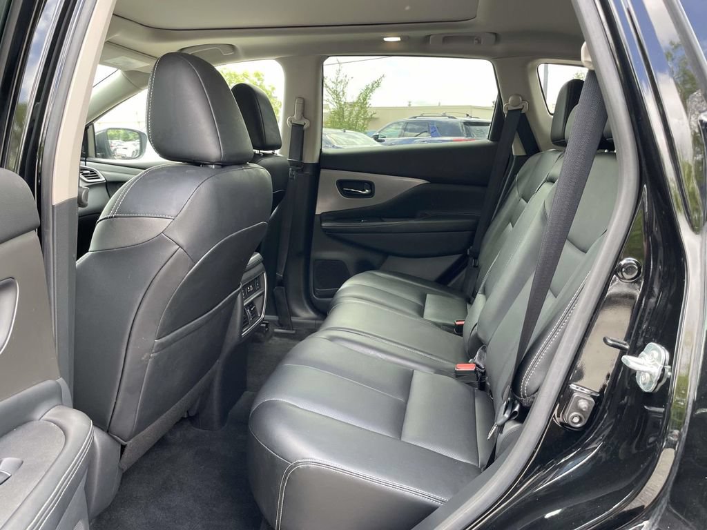 Used 2024 Nissan Murano SL FWD image 13