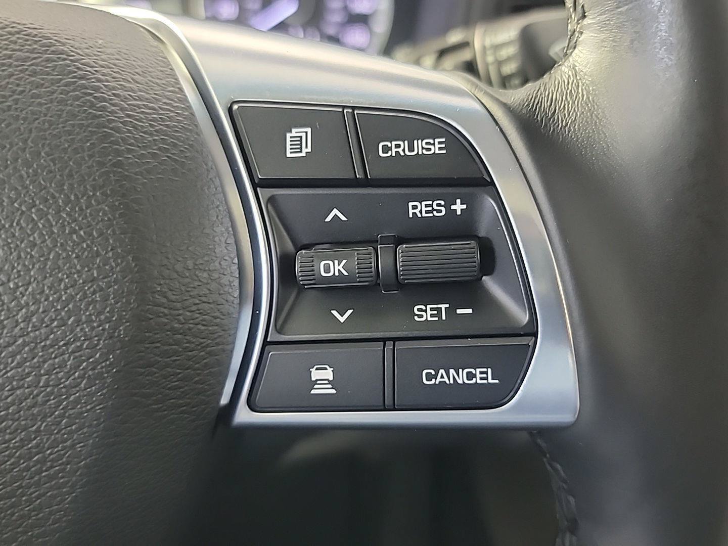 Used 2018 Hyundai Sonata Limited w/ Limited Ultimate Package 03 FWD image 24