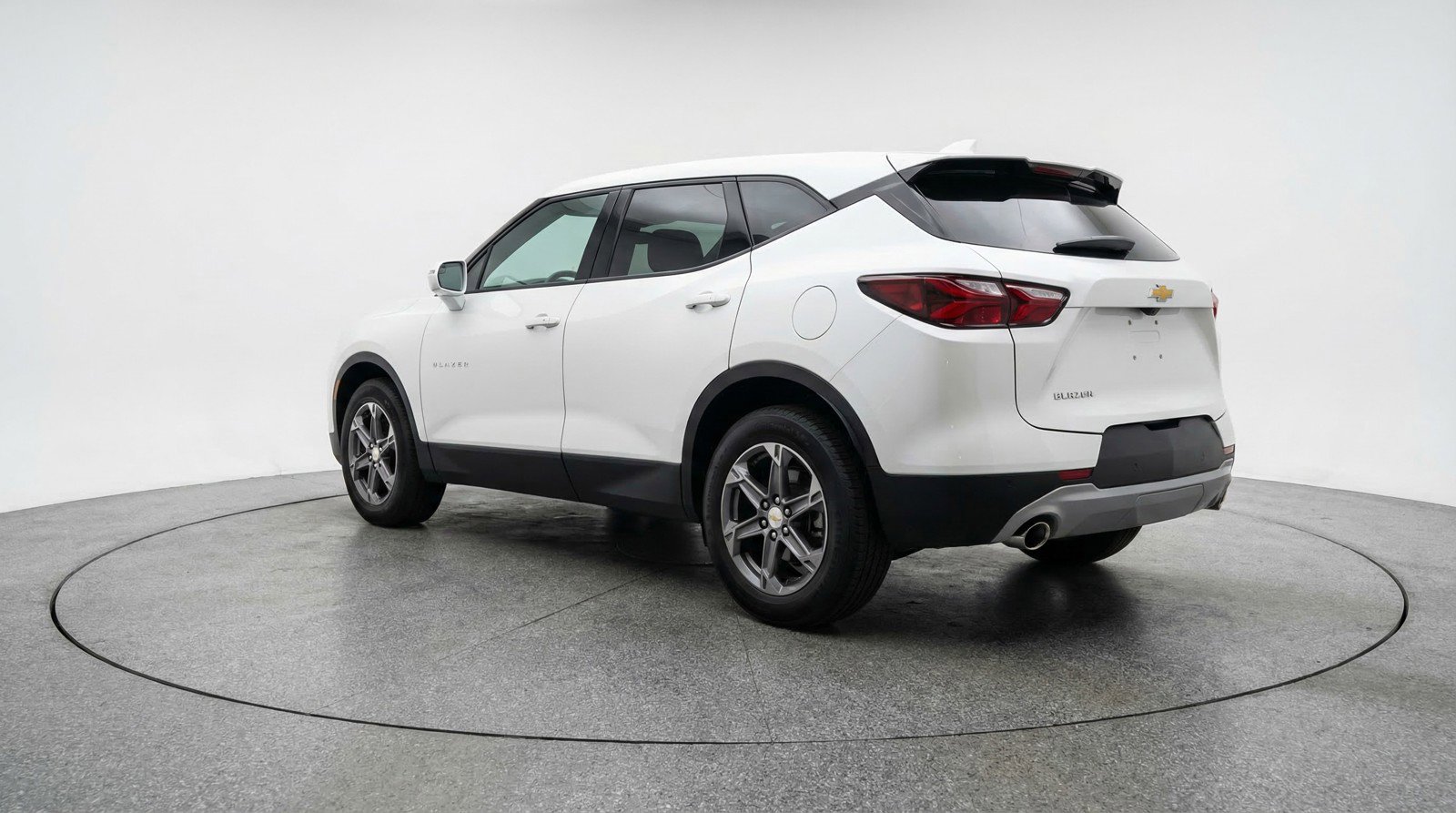 Used 2025 Chevrolet Blazer LT image 6