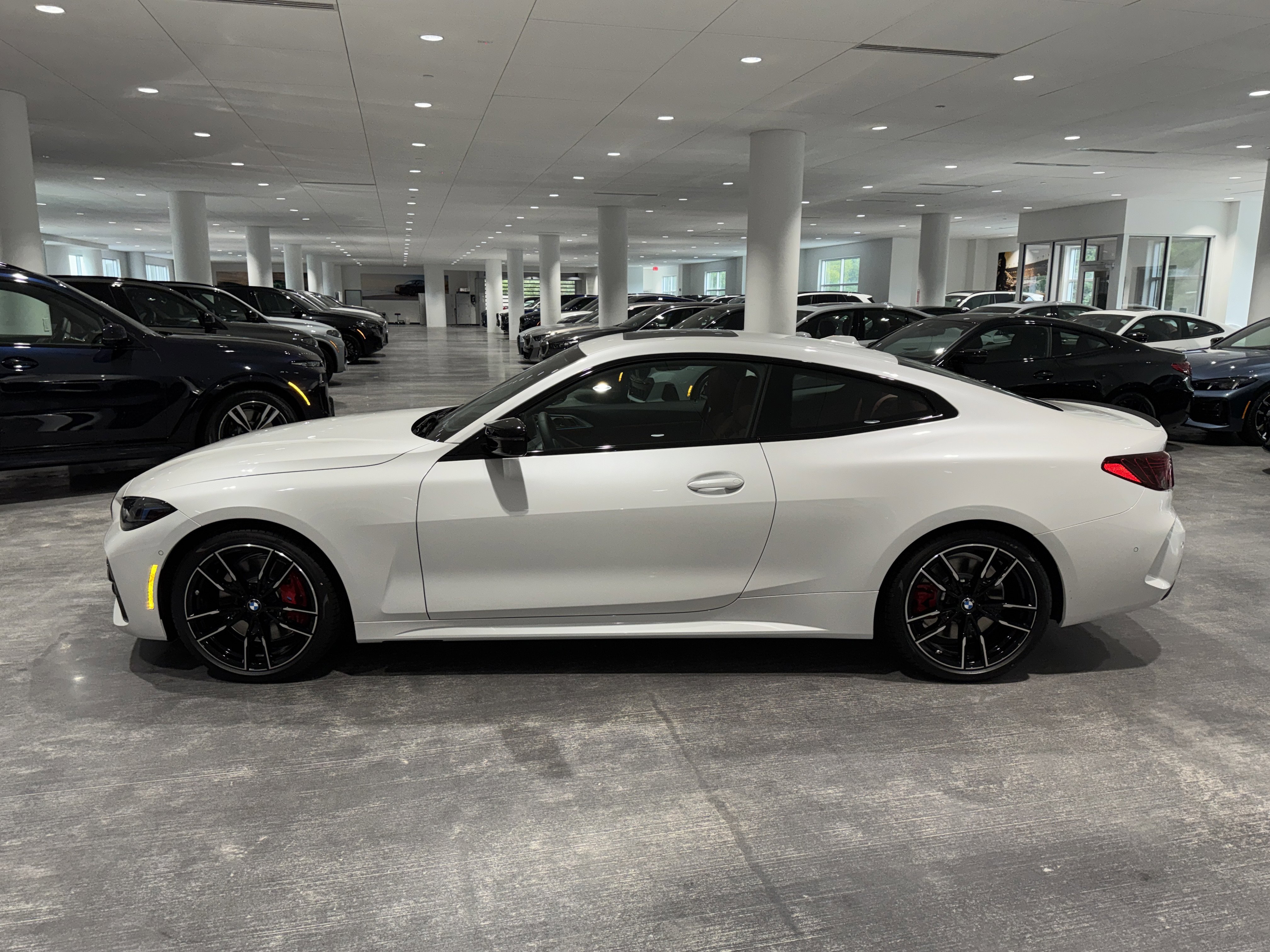 New 2026 BMW M440i Coupe w/ Premium Package RWD image 4