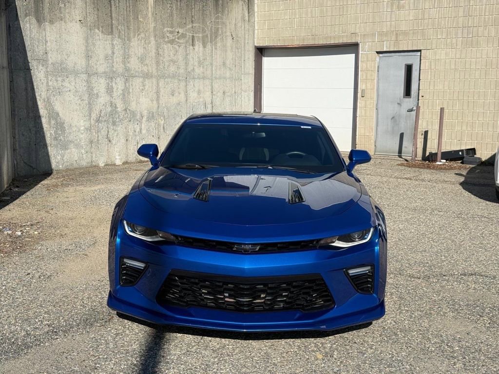 Used 2018 Chevrolet Camaro SS RWD image 10