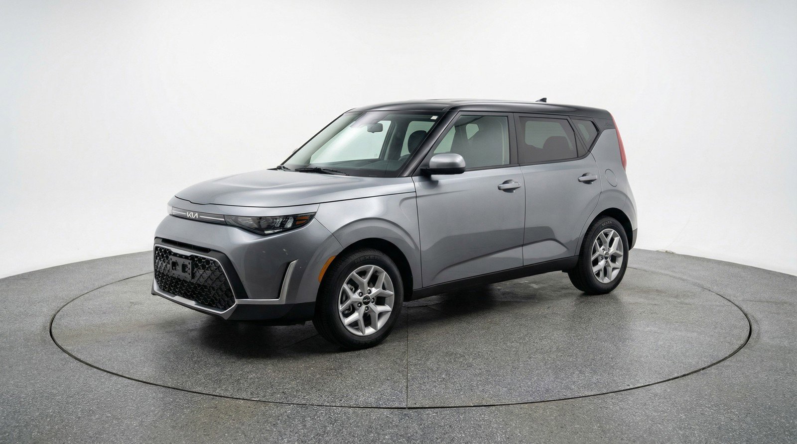 Used 2025 Kia Soul LX w/ LX Technology Package image 3