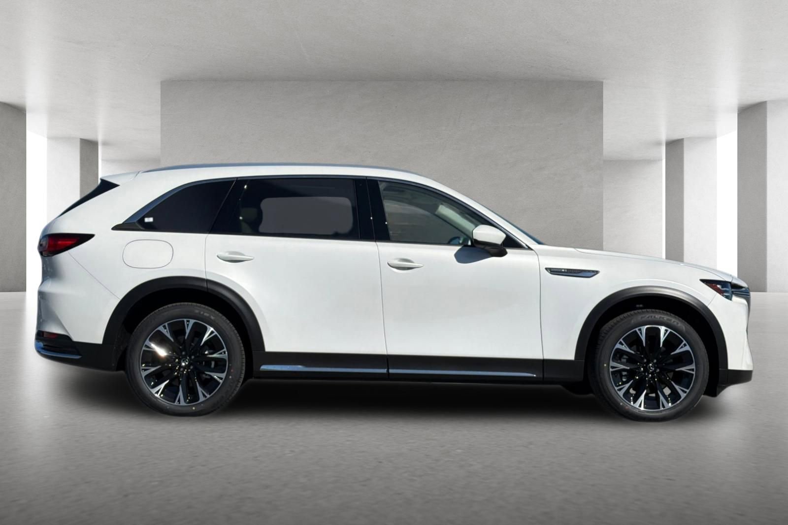 New 2026 MAZDA CX-90 Plug-In Hybrid w/ Premium Plus image 3