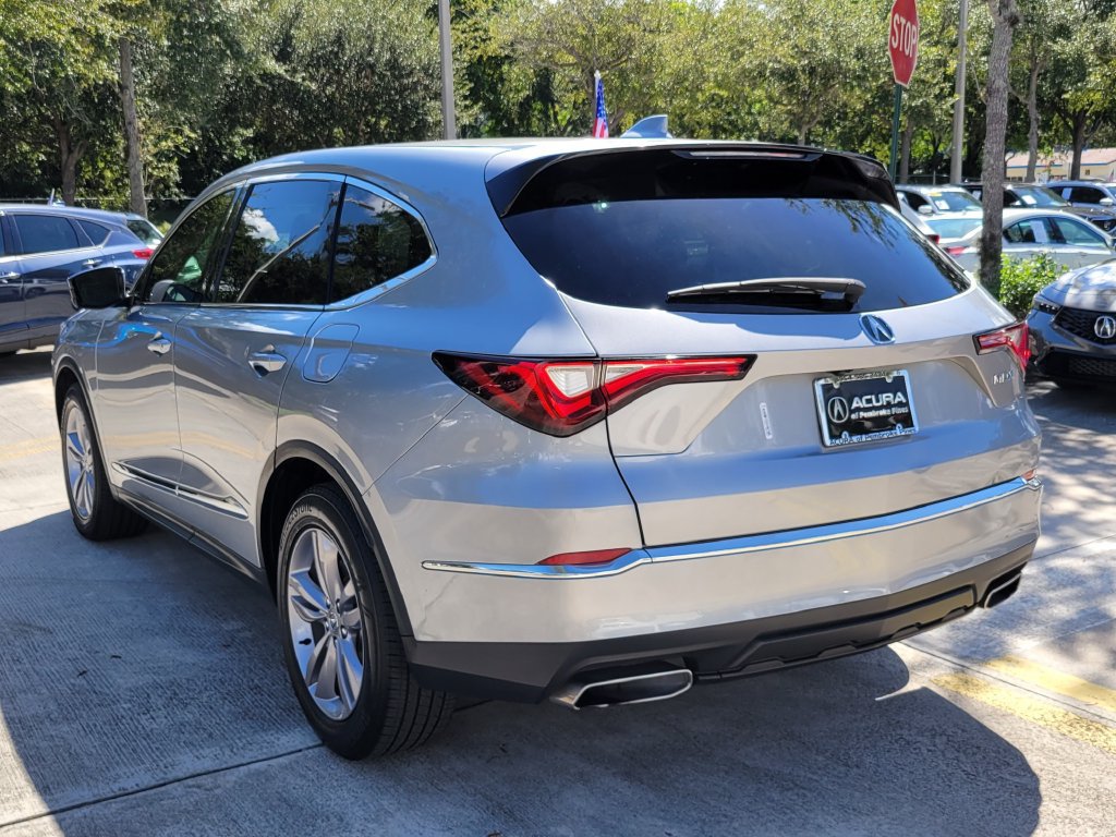 Used 2024 Acura MDX SH-AWD image 5
