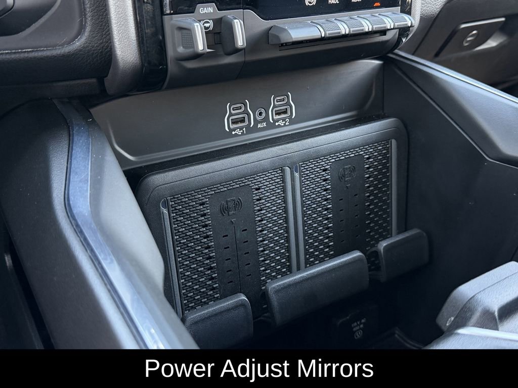 Used 2025 RAM 2500 Laramie w/ Sport Appearance Package AWD/4WD image 26