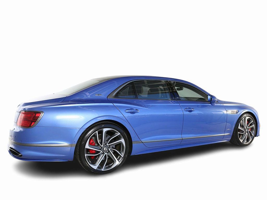 Used 2025 Bentley Flying Spur Plug-In Hybrid image 5