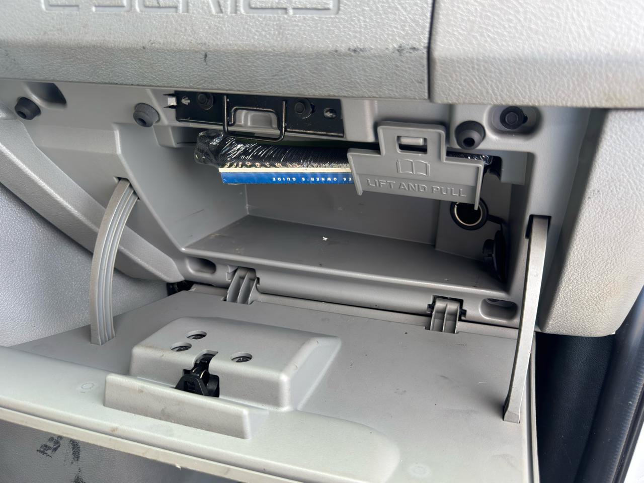 Used 2011 Ford E-250 and Econoline 250 w/ PWR Group RWD image 28