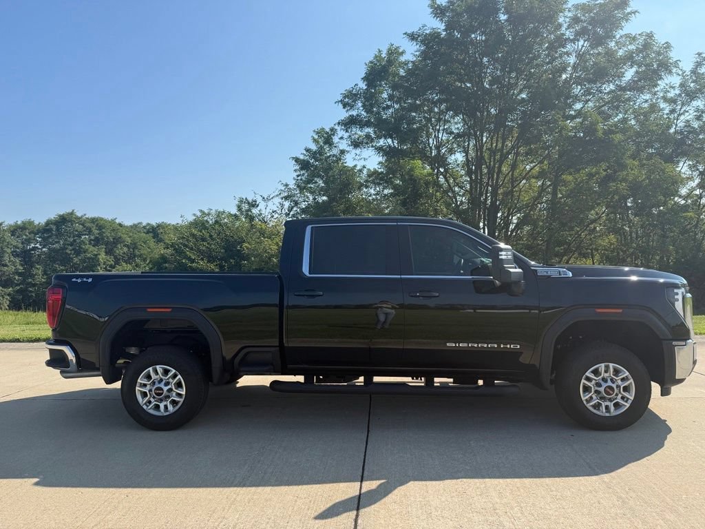 Used 2025 GMC Sierra 2500 SLE w/ SLE Value Package; AWD/4WD image 2
