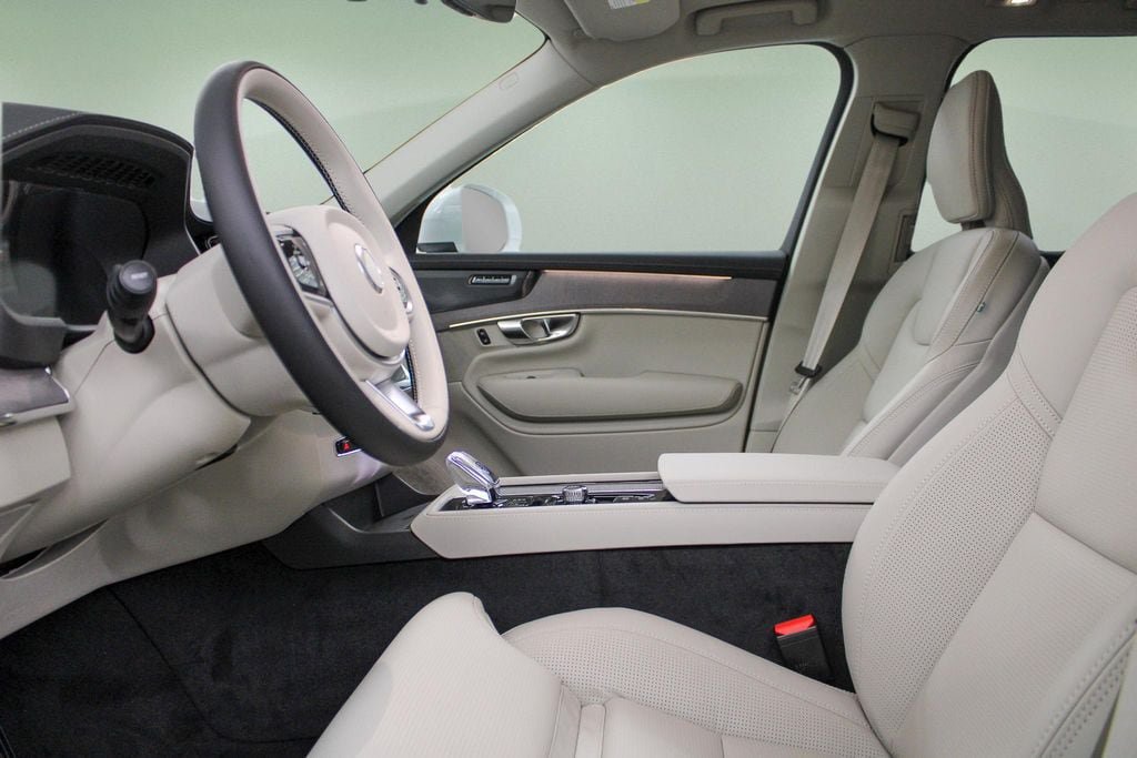 New 2026 Volvo XC90 B6 Ultra w/ Protection Package AWD/4WD image 20
