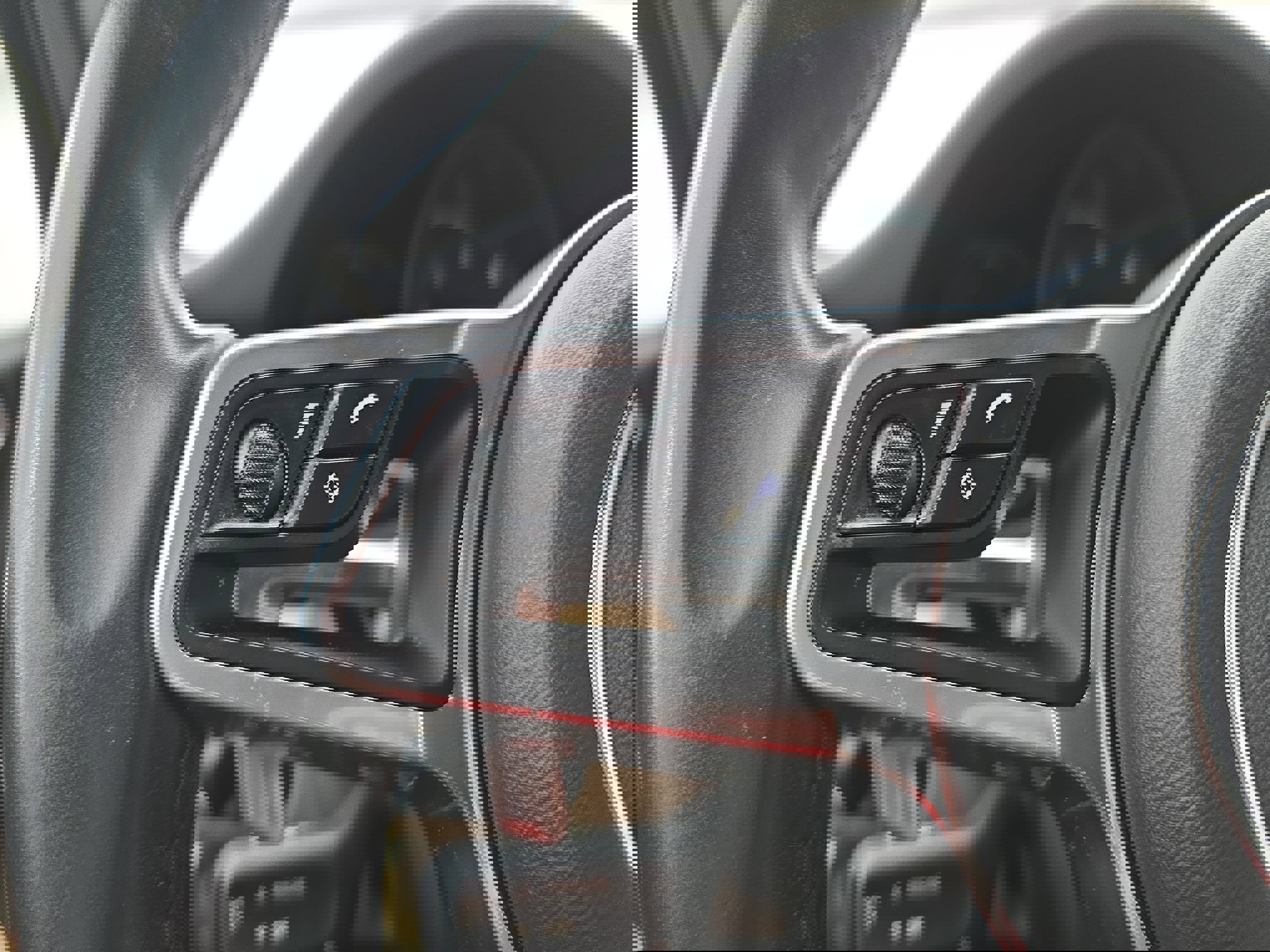 Used 2021 Porsche Macan Base image 17