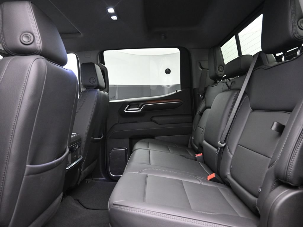 Used 2025 GMC Sierra 1500 Denali w/ Denali Reserve Package AWD/4WD image 12