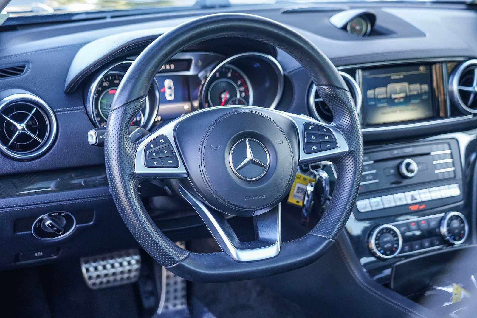 Used 2019 Mercedes-Benz SL 450 image 15