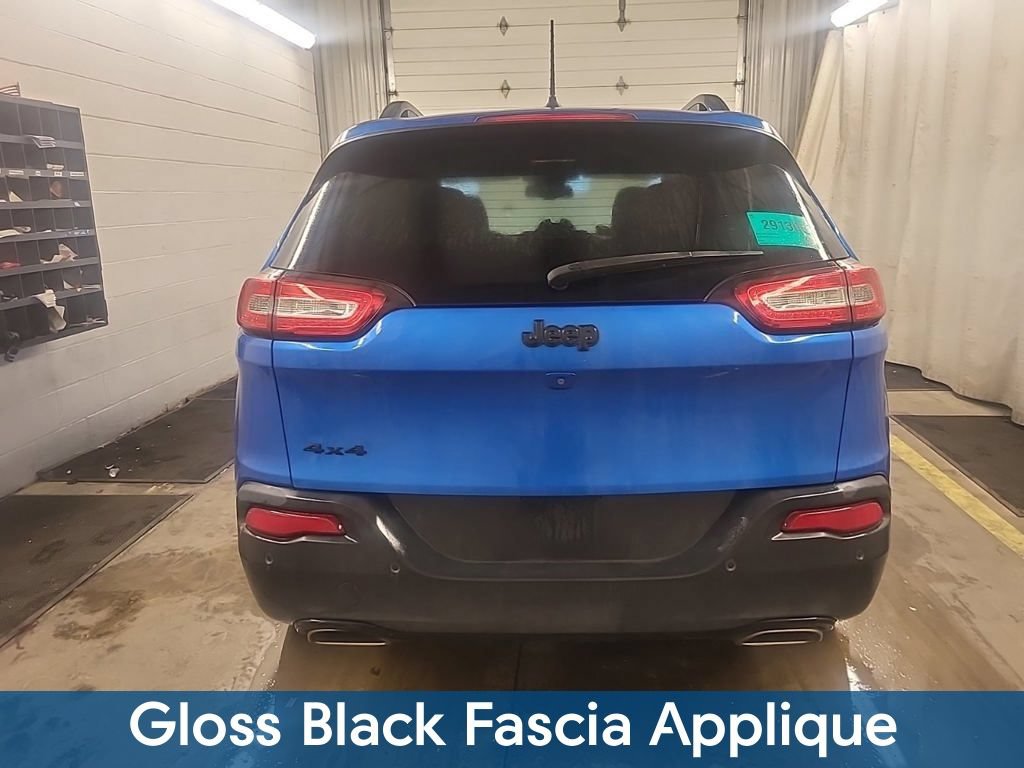 Used 2018 Jeep Cherokee Limited w/ Luxury Group AWD/4WD image 13