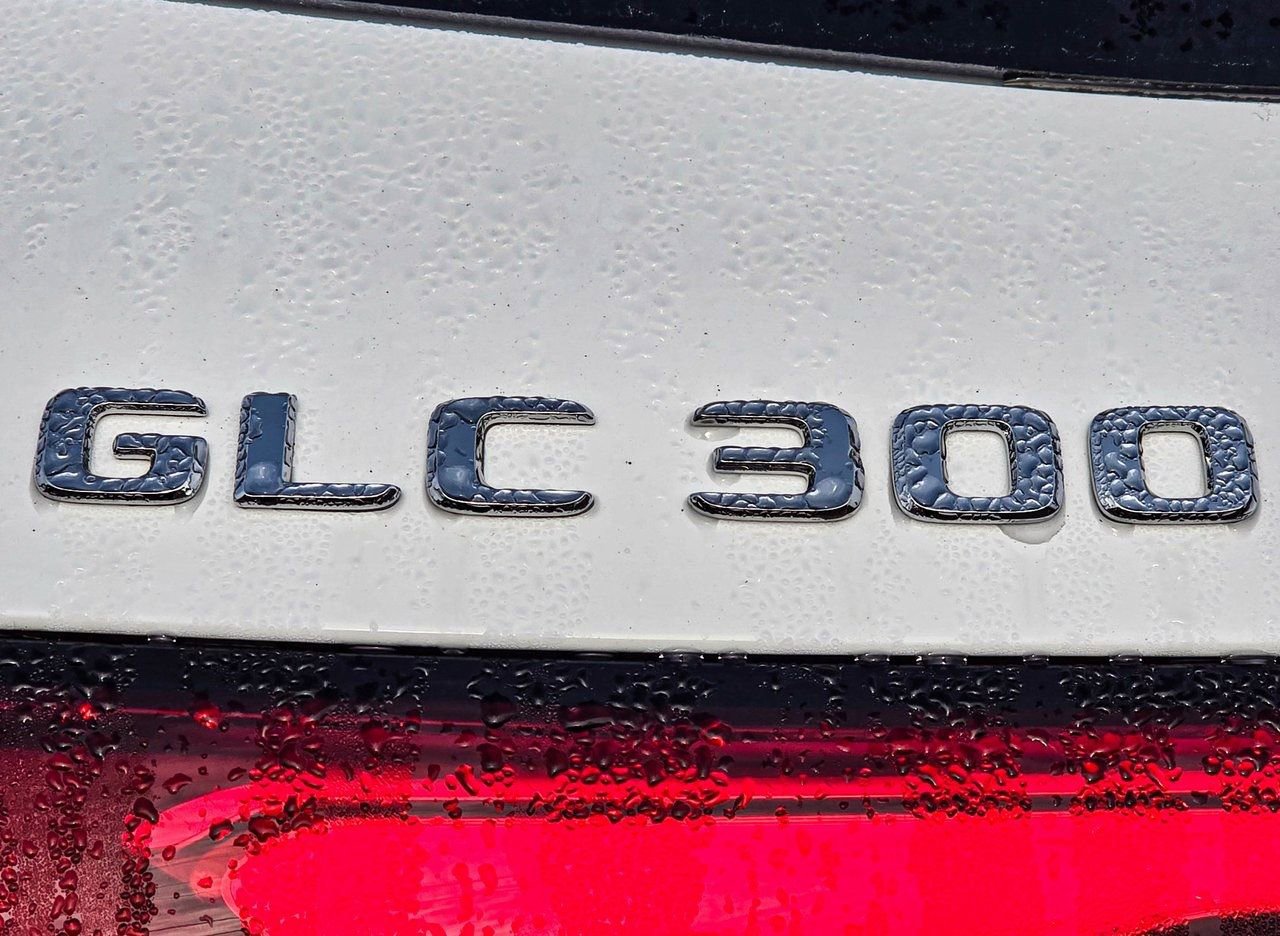 New 2026 Mercedes-Benz GLC 300 4MATIC image 8