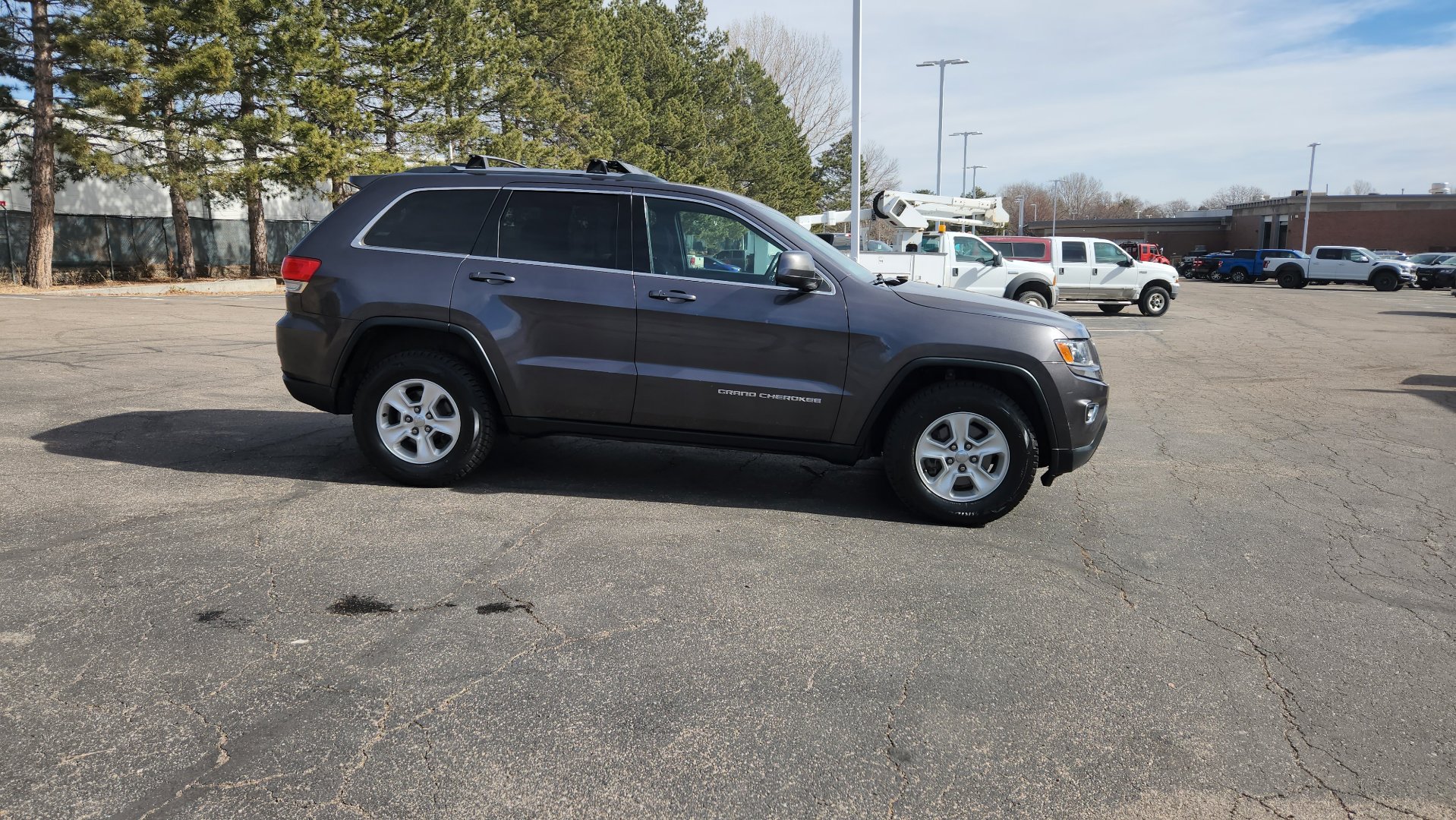 Used 2016 Jeep Grand Cherokee Laredo w/ Quick Order Package 23E image 14