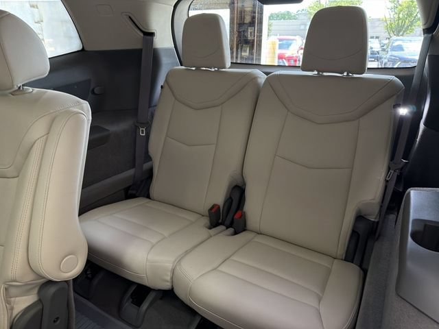 Certified 2024 Cadillac XT6 Premium Luxury w/ LPO, Floor Liner Package AWD/4WD image 25