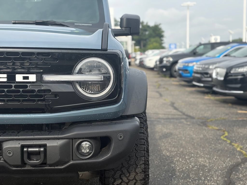 Used 2025 Ford Bronco Badlands AWD/4WD image 4