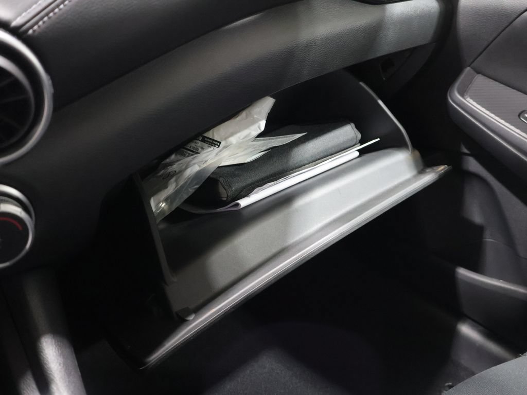 Used 2023 Nissan Sentra SV FWD image 33