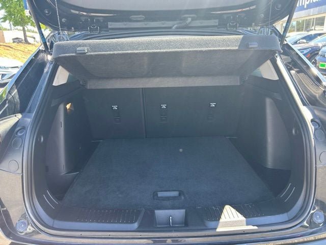 Used 2024 Chevrolet Trax LT FWD image 8