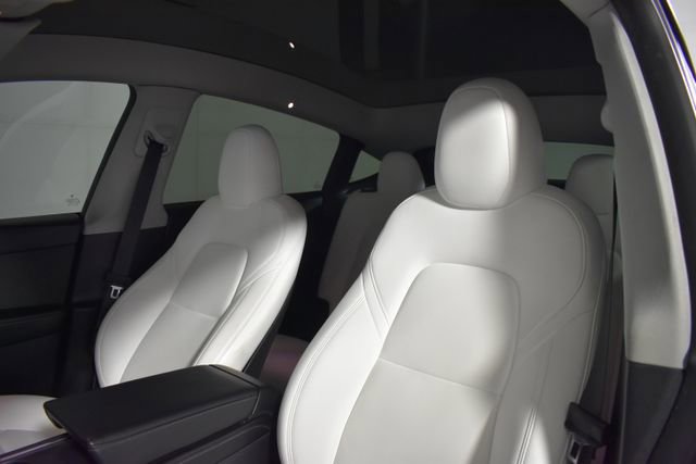 Used 2023 Tesla Model Y Long Range image 10
