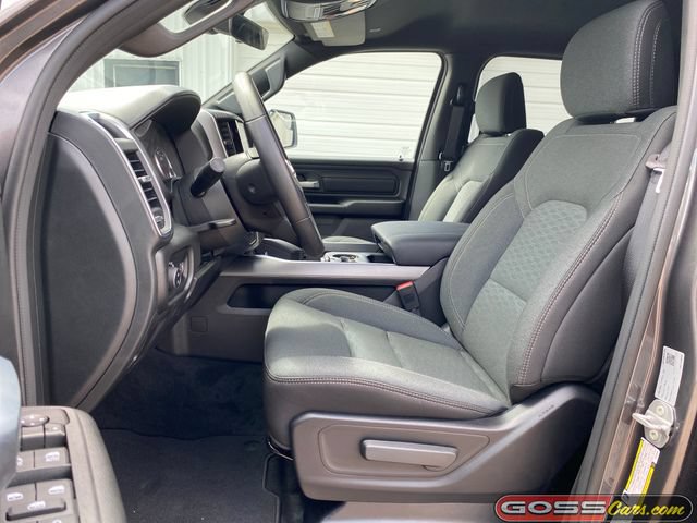 New 2026 RAM 1500 Express AWD/4WD image 23