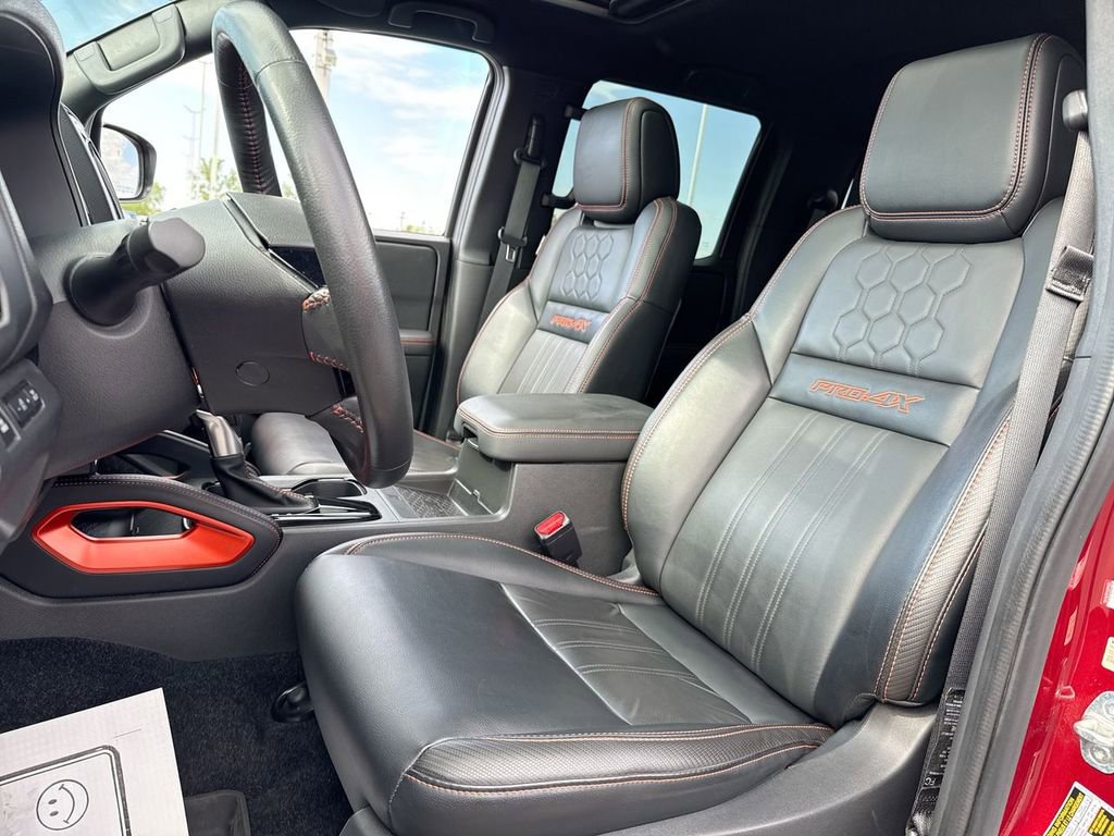 Used 2023 Nissan Frontier PRO-4X w/ Pro-4X Premium Package AWD/4WD image 11