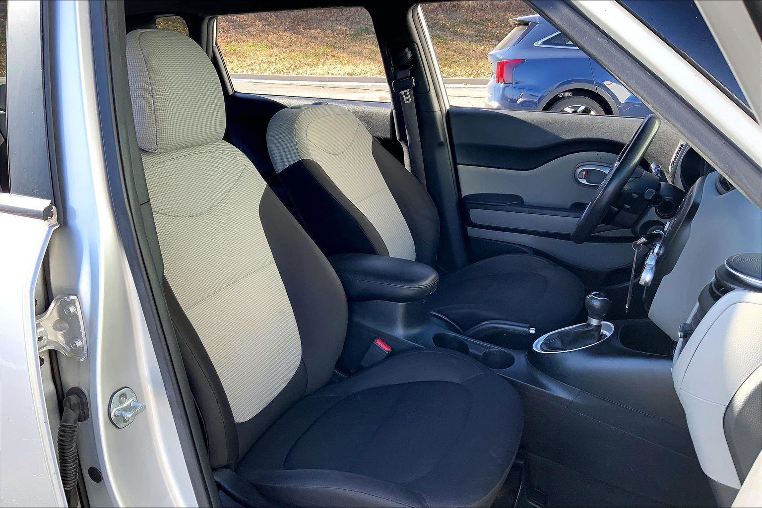 Used 2019 Kia Soul image 7