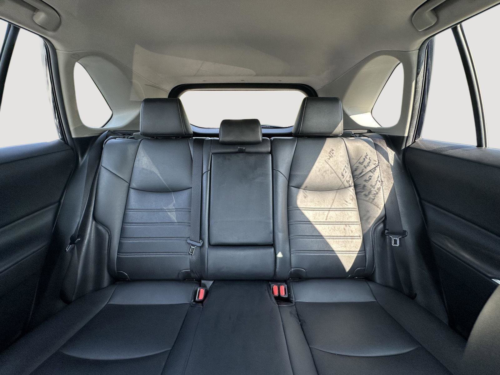 Certified 2020 Toyota RAV4 XLE Premium FWD image 13